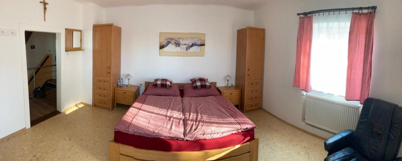 Guest House Luft Sneznik Esterno foto