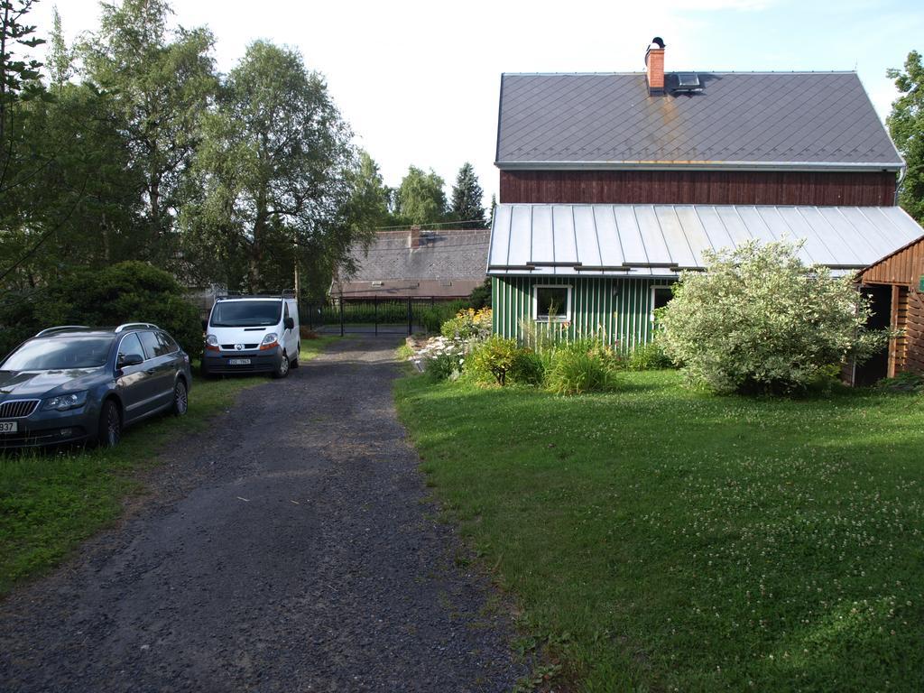 Guest House Luft Sneznik Esterno foto