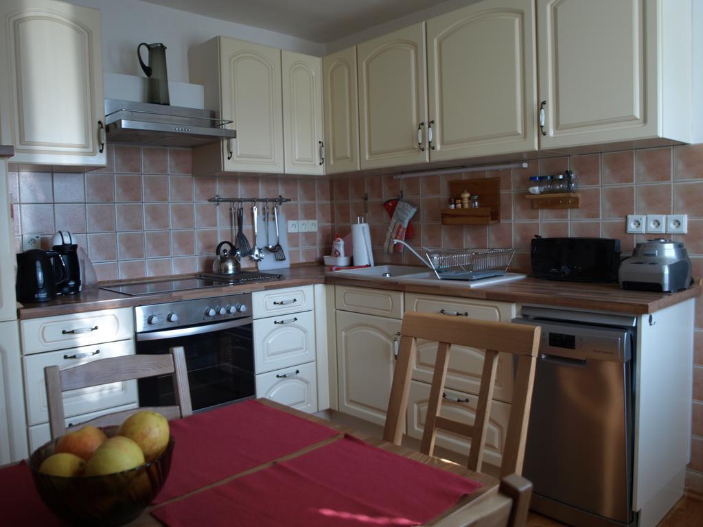 Guest House Luft Sneznik Esterno foto